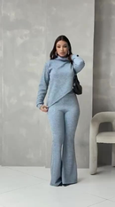 Conjunto de frio 2 peças feminino ,blusa gola alta e ponta assimétrica com calça flare tecido malha rib grosso