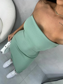 Vestido Midi Tomara que Caia Canelado - Elegância e Conforto em um Único Vestido! TECIDO ANARRUGA!